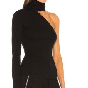 One sleeve turtleneck.